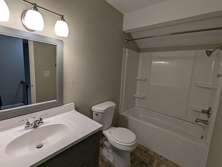 110 Weber Rd — Photo 22