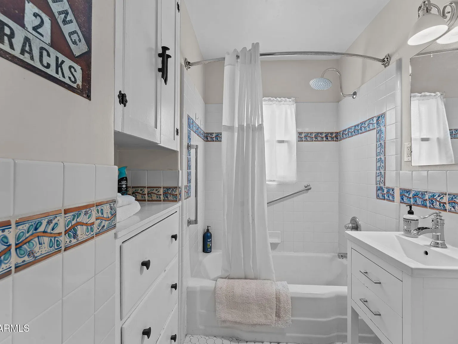 1 bed, 1.0 bath, 672 sqft, $1,150 — Photo 4