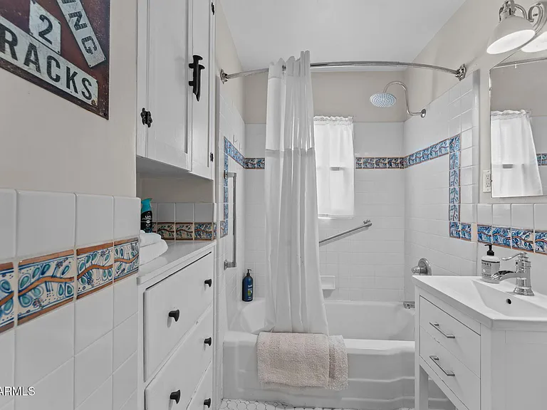 189 N Jefferson St #2 — Photo 4