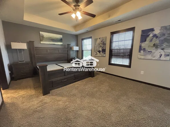 9175 Coneflower Dr Unit 116, West Des Moines, IA 50265