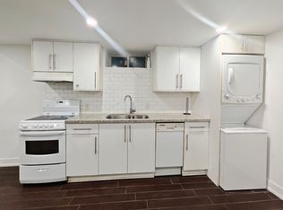 855 Bathurst St, Toronto, ON M5R3G2