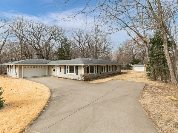 1700 46th St, Moline, IL 61265