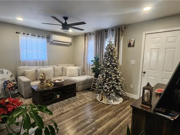 1210 E 22nd St, Winston Salem, NC 27105