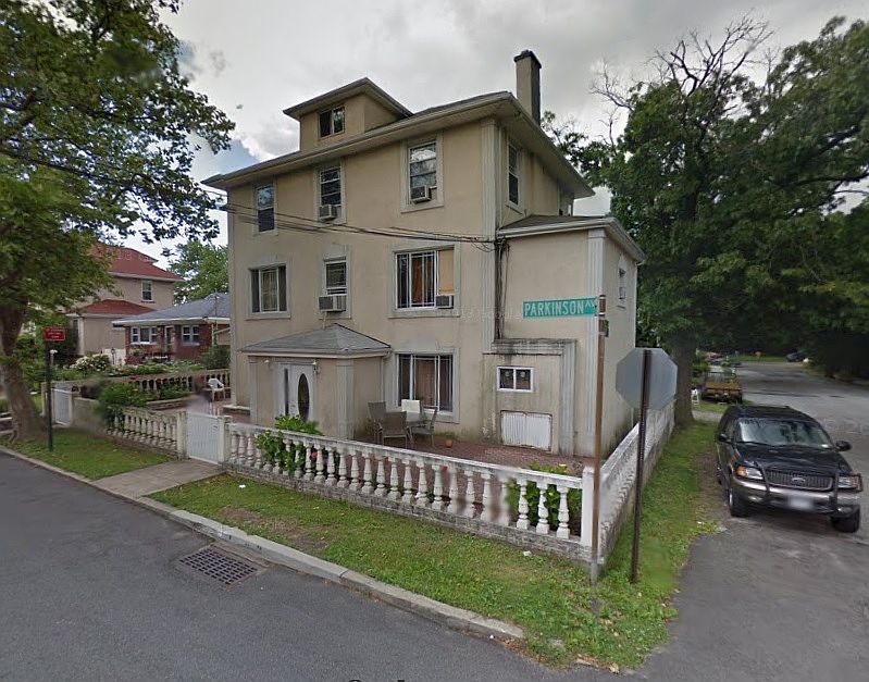 1st image of 74 Parkinson Ave