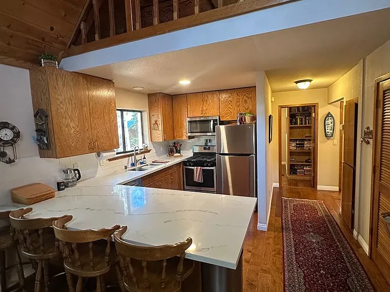 11275 Chalet Rd — Photo 7