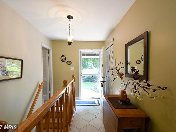 2nd image of 6732 Fern Ln