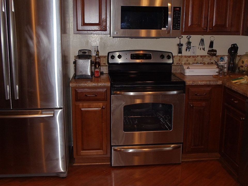 1st image of 16402 N 164th Dr