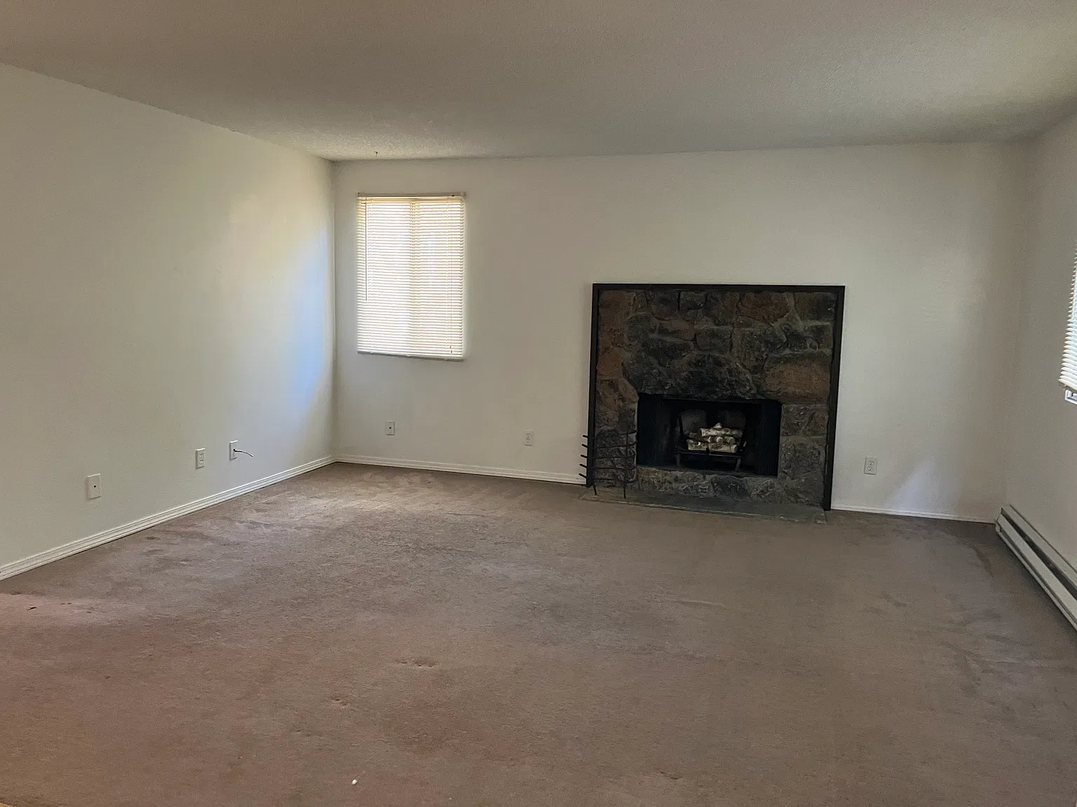 6272 SW Valley Cir — Photo 3