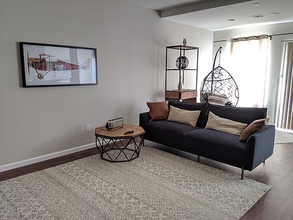 4th image of 6529 Seaspray Ave