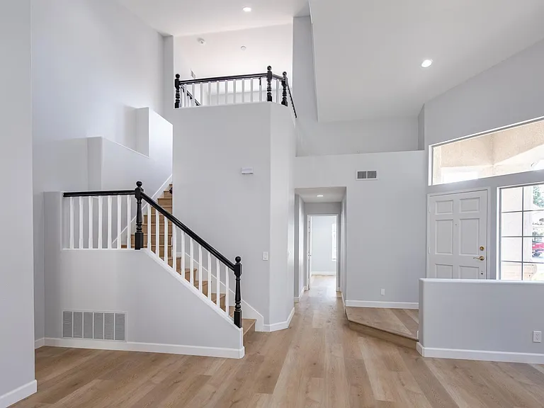 4774 Rhapsody Dr — Photo 5