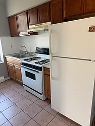 193 Clinton Avenue, #32