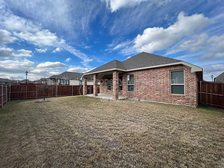 14869 Nightmist Rd — Photo 37