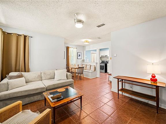 5th image of 1515 Plantation Dr