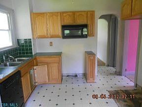 2nd image of 454 Collingwood Ave