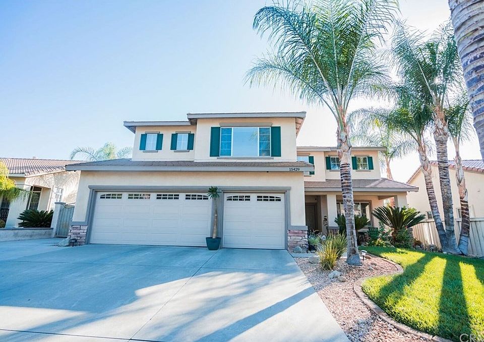 1st image of 15429 Lantern Hill Ln