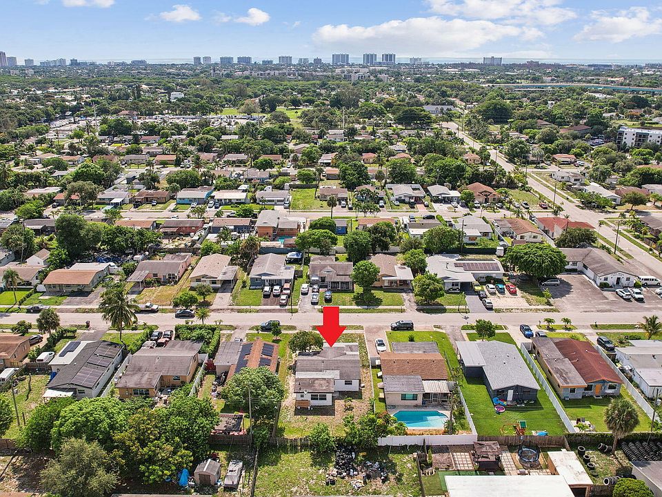 1st image of 573 NW 2nd Way