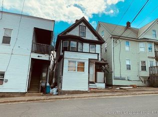 19 Maine Ave, Rumford, ME 04276