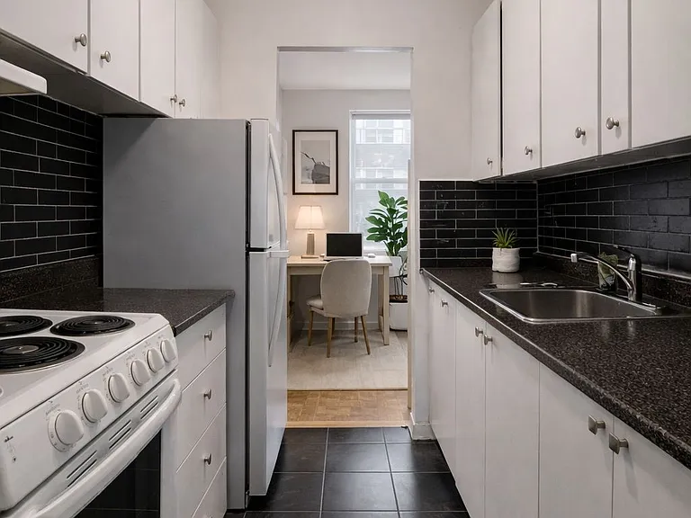 1780 Lawrence Ave E #504 — Photo 2