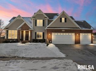 5648 Judge Rd, Bettendorf, IA 52722