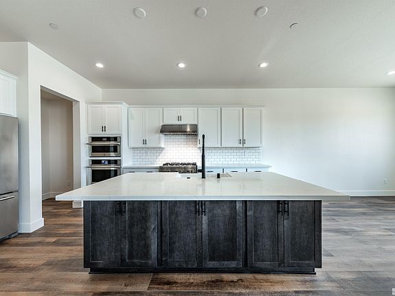2nd image of 2235 Kinglet Dr Homesite 23
