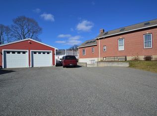 21 Fiske Ave, Waltham, MA 02453