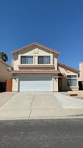 2267 Oak Hills Dr Photo 1