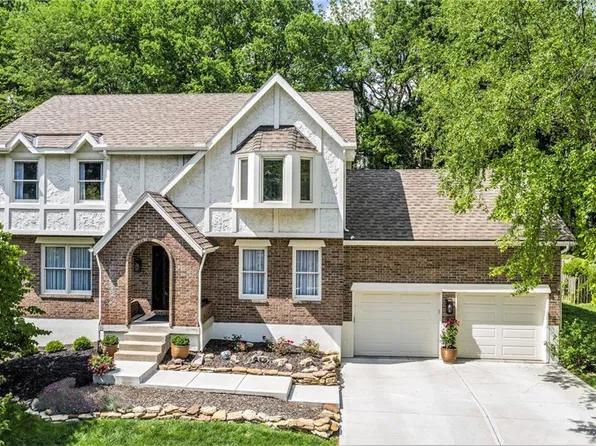 5208 NW 58th Ter, Kansas City, MO 64151