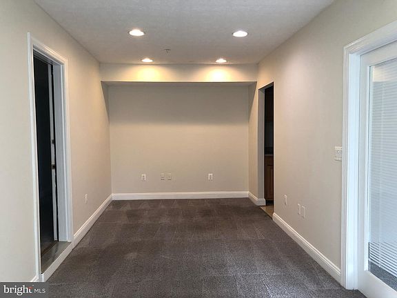 4th image of 48411 Surfside Dr