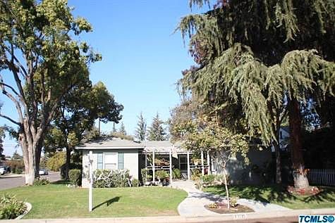 2nd image of 1320 W Kaweah Ave