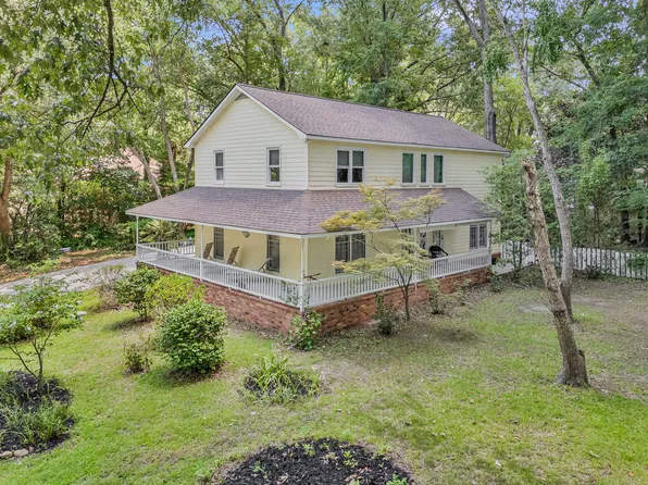 107 Westminster Ave, Summerville, SC 29485