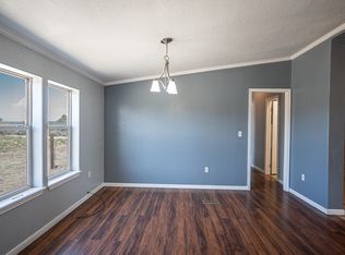 49 Las Tusas Rd, Ranchos De Taos, NM 87557