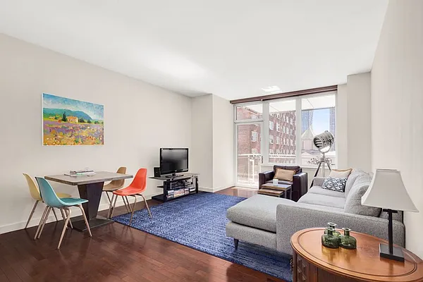 Rented by Triplemint | media 26