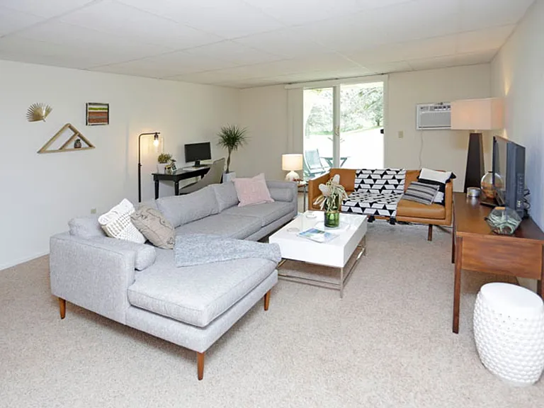 4877 W Arrowhead Rd — Photo 13