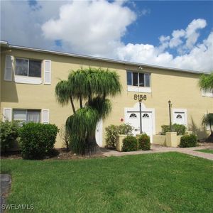 8156 Country Rd UNIT 106, Fort Myers, FL, 33919
