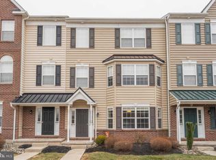 2077 Morgan Hill Dr, Pennsburg, PA 18073
