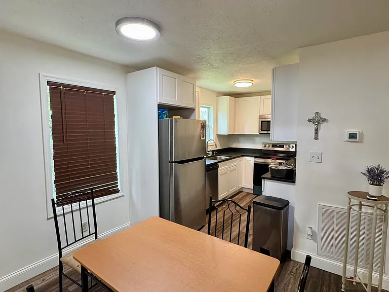 1006 Idlewydle Cir — Photo 5