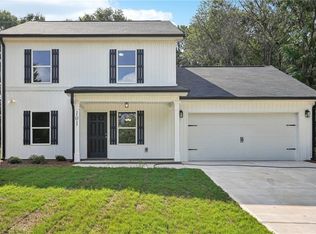 101 Liberty Cir, Griffin, GA 30224