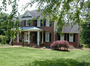 5478 Kingsbridge Rd, Winston Salem, NC 27103