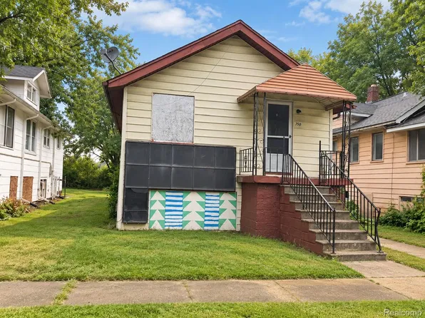 730 Barrie Ave, Flint, MI 48507