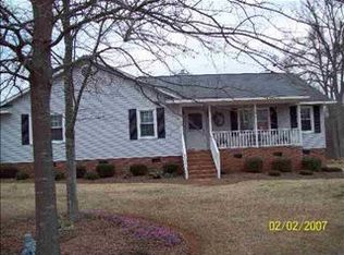 238 Farm Hill Rd, Jonesville, SC 29353