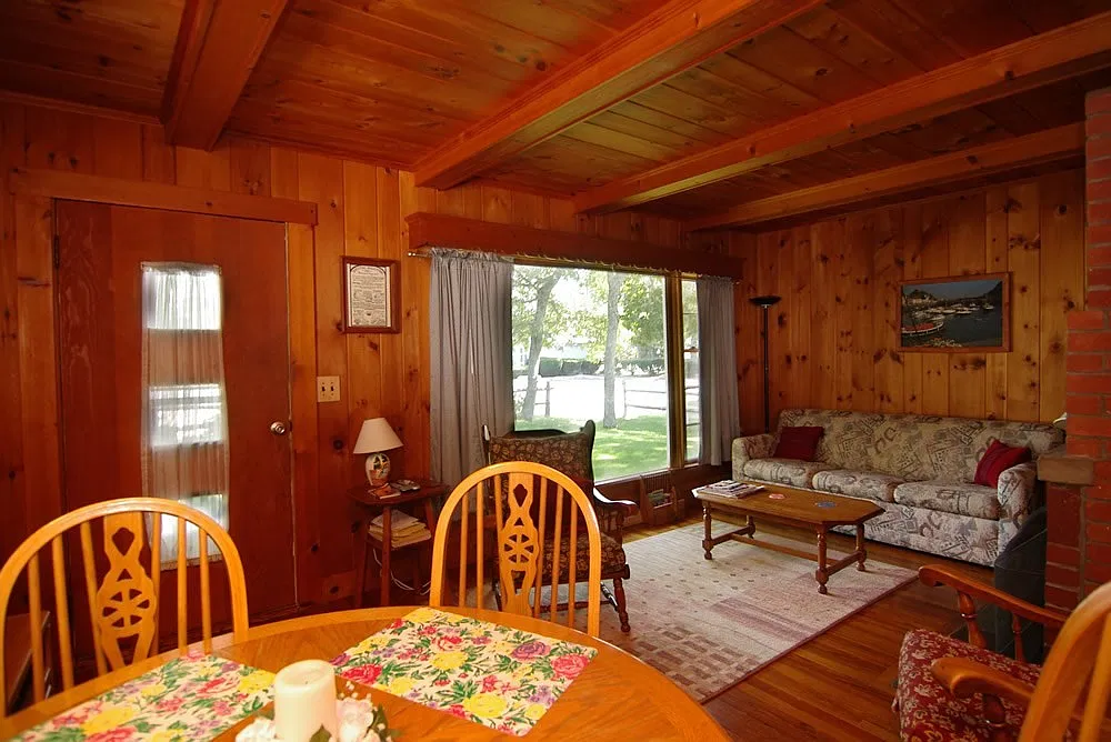 2 bed, 1.0 bath, 900 sqft, $2,000 — Photo 3
