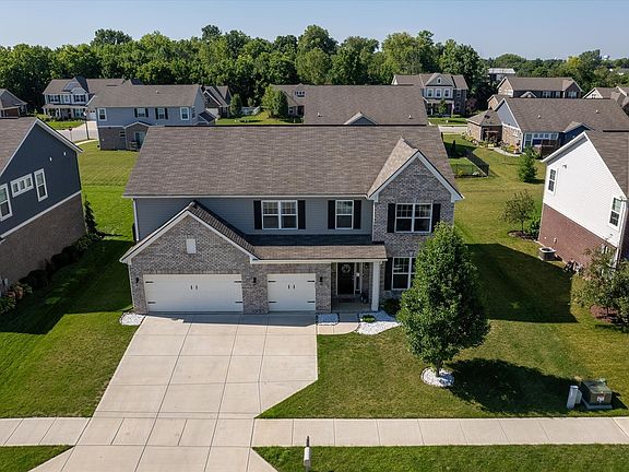 3rd image of 5547 W Port Dr