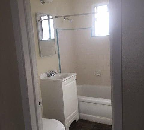 5th image of 2980 Mission Blvd #A22
