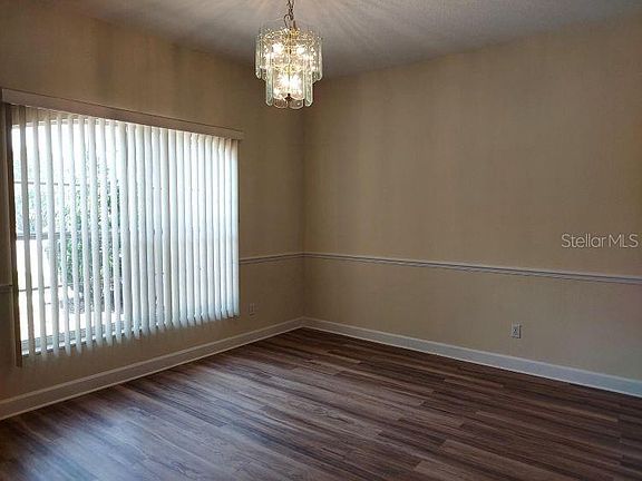 4th image of 3 Wainmont Pl