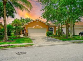 2584 Keystone Lake Dr, Cape Coral, FL 33909