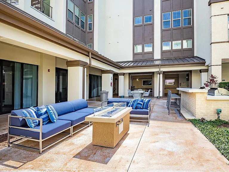 Nine12 Gateway Apartments — Photo 30