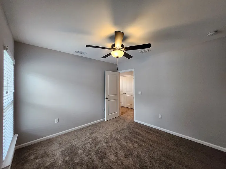 3607 Meadow Vista Ln — Photo 16