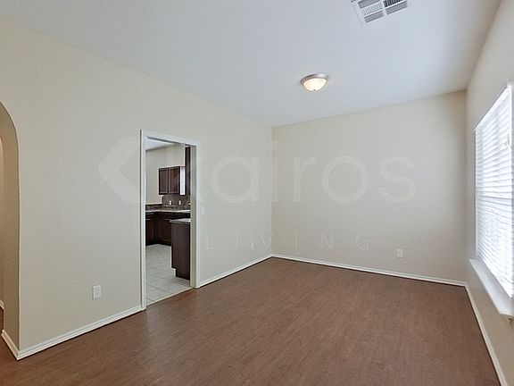 3rd image of 5929 SE 68th St
