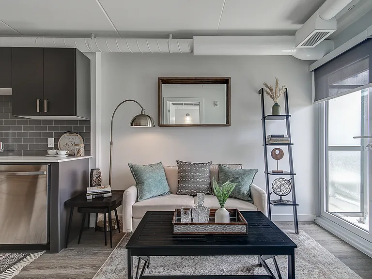 271 Spadina Rd E — Photo 11