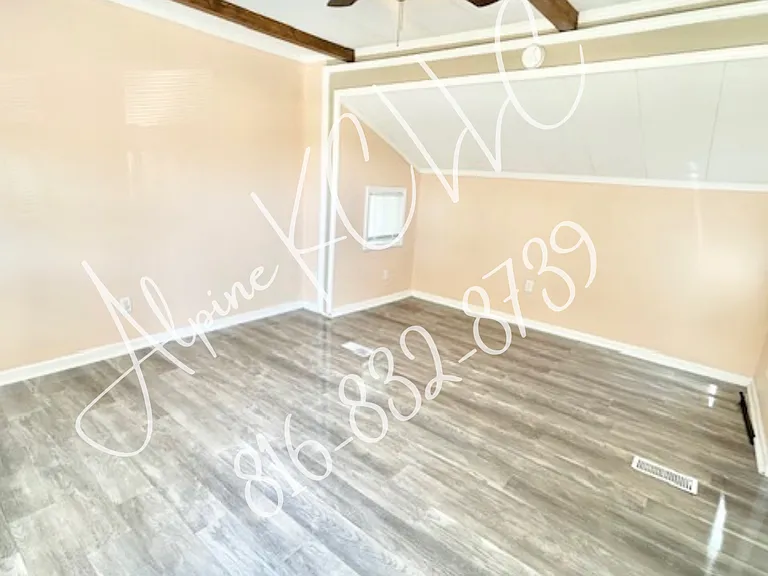 109 Countryside Ln — Photo 1
